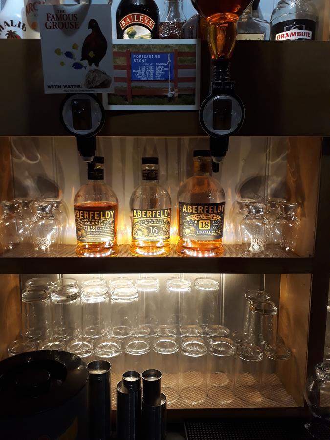 Ben Lawers Hotel מראה חיצוני תמונה